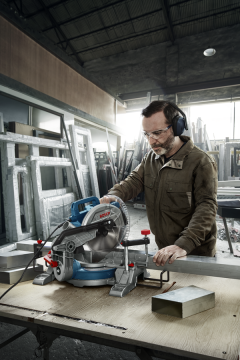 Bosch Gönye Kesme Makinesi GCM 216 - 0601B33000