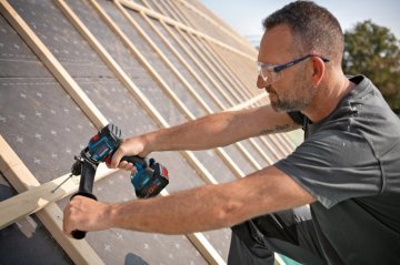 Bosch Akülü Vidalama Matkabı GSR 18V-150 C (Aküsüz) - 06019J5001