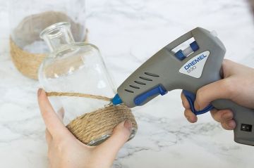 Dremel Sıcak Tutkal Tabancası 930 - F0130930JA