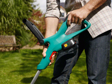 Bosch Art 26-18 Lı Akülü Elektrikli Kenar Kesme Aküsüz - 06008A5E01