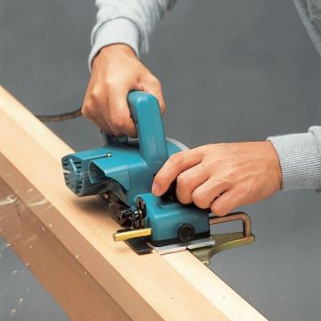 Makita Planya Makinesi N1923B