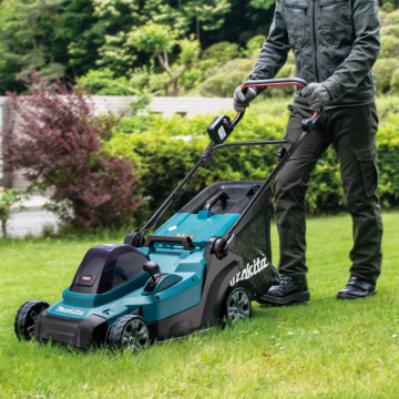 Makita Akülü Çim Biçme 40V