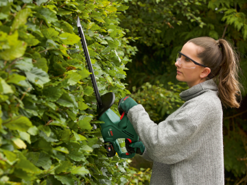 Bosch Akülü Çit Kesme Makinesi EasyHedgeCut 18-45 (Aküsüz) - 0600849H03