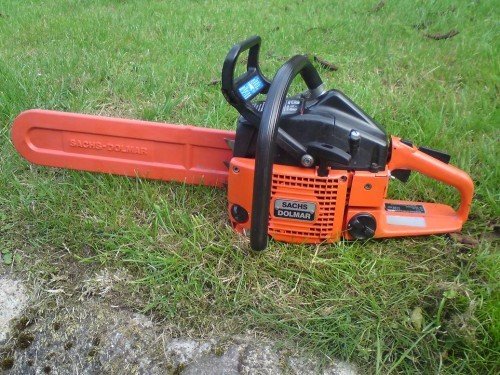 Dolmar 111 BENZİNLİ AĞAÇ KESME MOTORU 2.4 KW 3.3 HP - DOL111