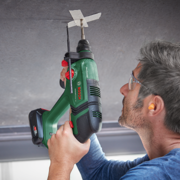Bosch Akülü Kırıcı Delici Makine UniversalHammer 18V (1 x 2,5 Ah Akü) - 06039D6002
