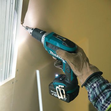 Makita Akülü Vidalama Matkabı DFS452RFE (2 x 3,0 Ah Akü)