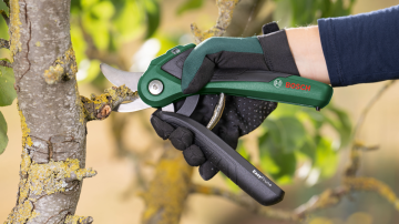 Bosch Akülü Bahçe Makası EasyPrune (Entegre Akü) (06008B2102) - 06008B2102