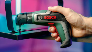 Bosch Akülü Vidalama Makinesi IXO 7 (Entegre Akü 2,0 Ah) + Set - 06039E0001