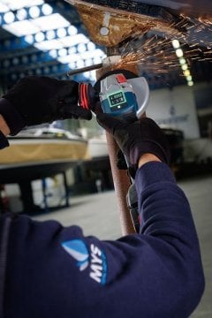 Bosch Akülü Avuç Taşlama Makinesi GWS 18V-10 SC (2 x 8,0 Ah Akü) (125 mm) - 06019G340H