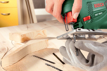 Bosch Dekupaj Testere Makinesi PST 700 E Easy - 06033A0000