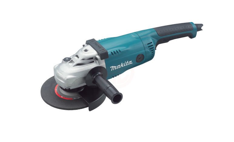 Makita Büyük Taşlama Makinesi GA7020 (180 mm)