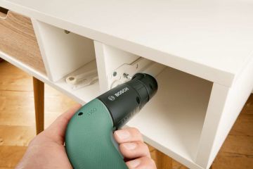 Bosch Akülü Vidalama Makinesi IXO 6 Classic Yeşil (Entegre Akü 1,5 Ah) + Set - 06039C7102